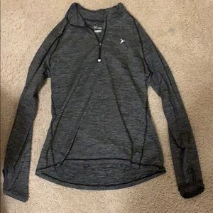 Old Navy Active Semi Fitted Quarter Zip Size L